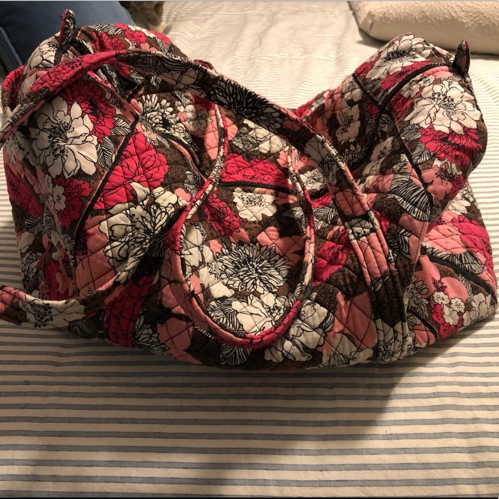 Like new Vera Bradley large duffle